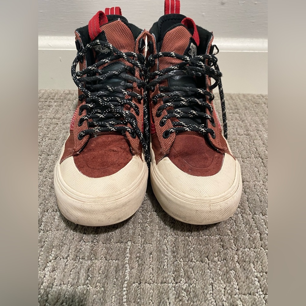 Sk8 Hi MTE Vans